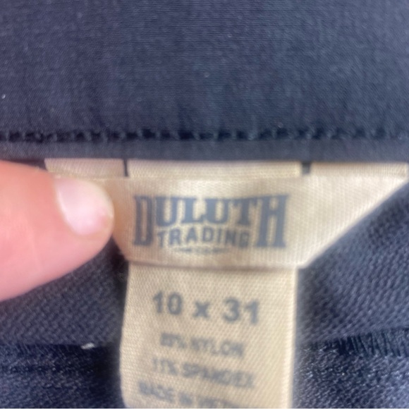 Duluth Trading Co Black Cargo‎ Pants with Durable Design - Picture 13 of 13